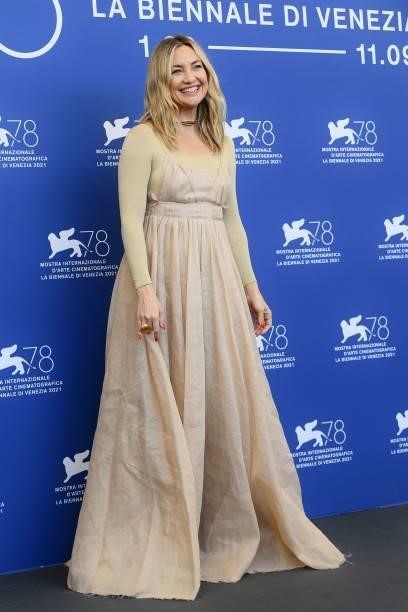 Actress Kate Hudson attends a photocall for the film "Mona Lisa and the Blood Moon