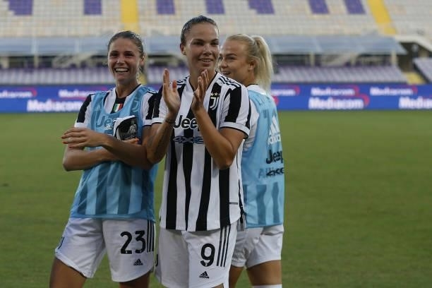 Cecilia Salvai and Andrea Staskova of Juventus Women of celebrates the victory after during the Women Serie A match between ACF Fiorentina and...