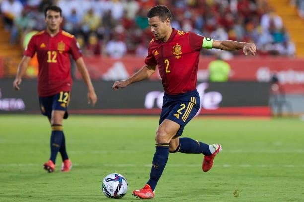 Cesar Azpilicueta of Spain controls the ball during the 2022 FIFA World Cup Qualifier match between Spain and Georgia at Estadio Nuevo Vivero on...