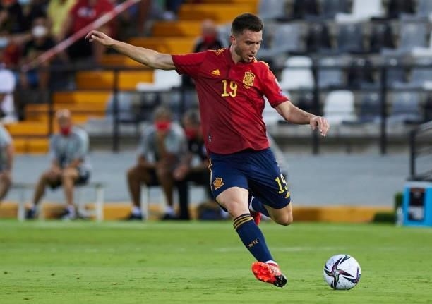 Aymeric Laporte of Spain controls the ball during the 2022 FIFA World Cup Qualifier match between Spain and Georgia at Estadio Nuevo Vivero on...