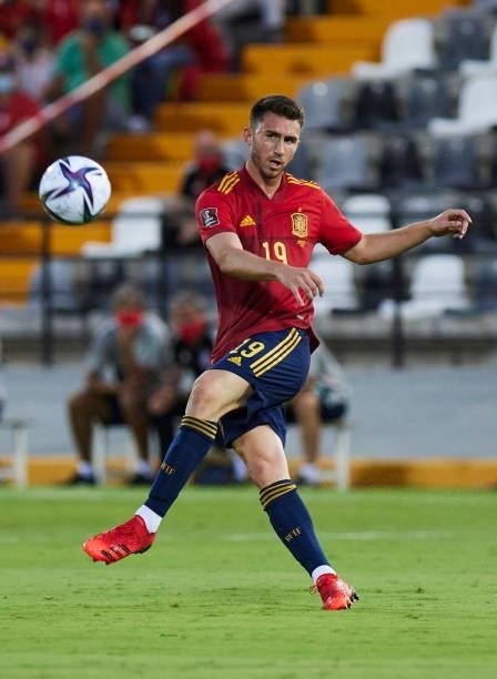 Aymeric Laporte of Spain controls the ball during the 2022 FIFA World Cup Qualifier match between Spain and Georgia at Estadio Nuevo Vivero on...