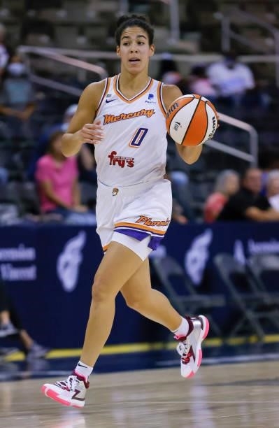 Kia Nurse of the Phoenix Mercury dribbles the ball during the game against the Indiana Fever at Indiana Farmers Coliseum on September 4, 2021 in...