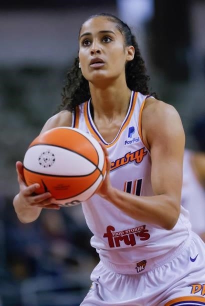 Skylar Diggins-Smith of the Phoenix Mercury shoots a free throw during the game against the Indiana Fever at Indiana Farmers Coliseum on September 4,...