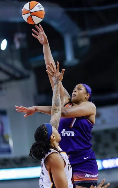 Kia Vaughn of the Phoenix Mercury shoots the ball during the game against the Indiana Fever at Indiana Farmers Coliseum on September 6, 2021 in...