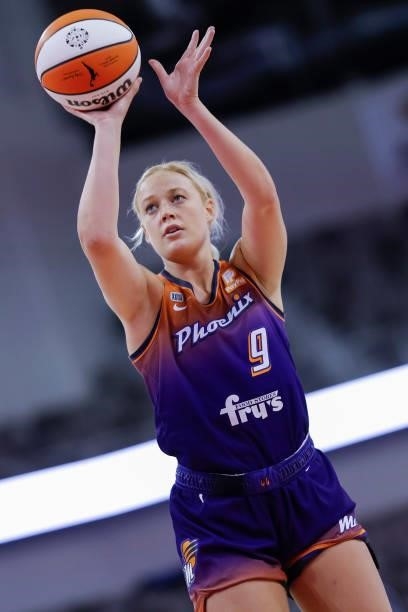 Sophie Cunningham of the Phoenix Mercury shoots a free throw during the game against the Indiana Fever at Indiana Farmers Coliseum on September 6,...