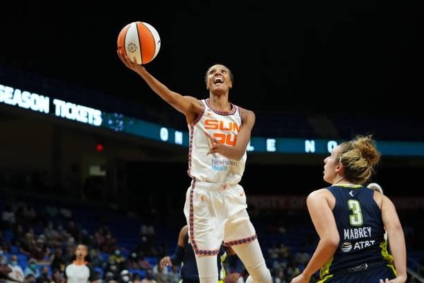 DeWanna Bonner of the Connecticut Sun shoots the ball during the game against the Dallas Wings on September 7, 2021 at College Park Center in...