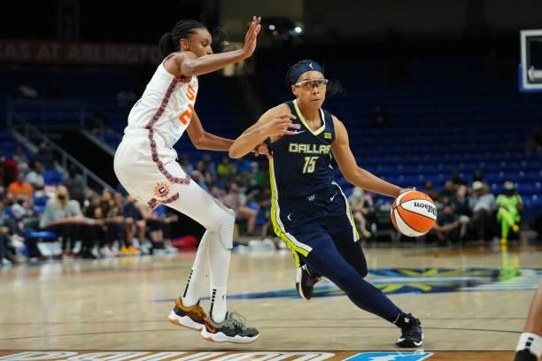 Allisha Gray of the Dallas Wings drives to the basket during the game against the Connecticut Sun on September 7, 2021 at College Park Center in...