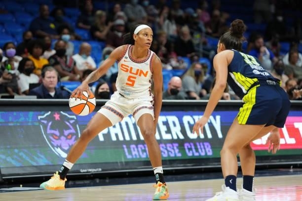 Jasmine Thomas of the Connecticut Sun handles the ball during the game against the Dallas Wings on September 7, 2021 at College Park Center in...