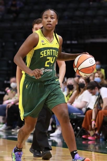 Jewell Loyd of the Seattle Storm handles the ball against the Washington Mystics on September 7, 2021 at the Angel of the Winds Arena, in Everett,...