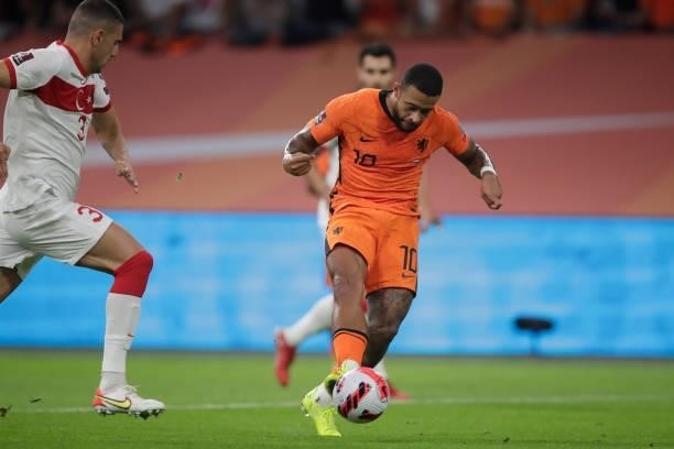 Memphis Depay of Holland scores the second goal to make it 2-0 during the World Cup Qualifier match between Holland v Turkey at the Johan Cruijff...