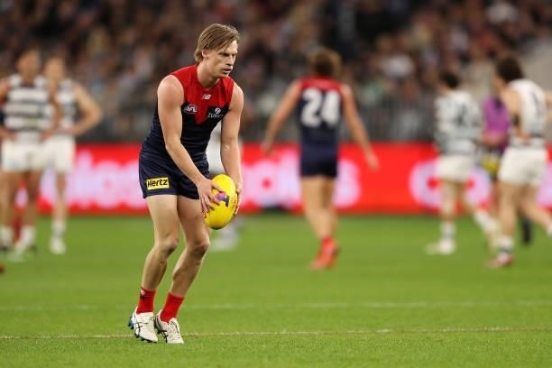 Charlie Spargo of the Demons lines up a kick on goal during the 2021 AFL First Preliminary Final match between the Melbourne Demons and the Geelong...