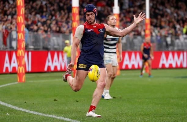 Angus Brayshaw of the Demons in action during the 2021 AFL First Preliminary Final match between the Melbourne Demons and the Geelong Cats at Optus...