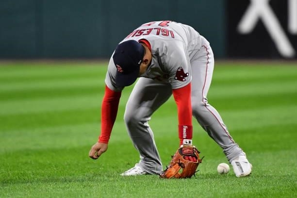 José Iglesias of the Boston Red Sox mishandles a ground ball for an error in the fourth inning against the Chicago White Sox at Guaranteed Rate Field...