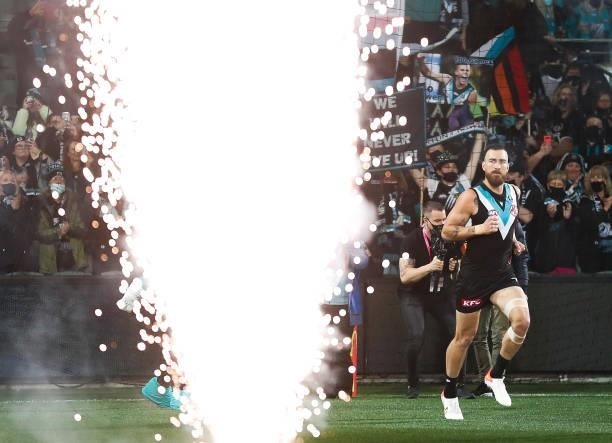 Charlie Dixon of the Power runs onto the field during the 2021 AFL Second Preliminary Final match between the Port Adelaide Power and the Western...