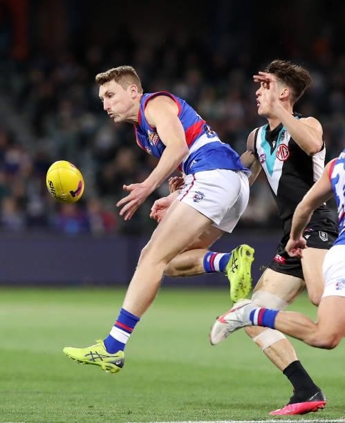 Bailey Dale and Connor Rozee of the Power during the 2021 AFL Second Preliminary Final match between the Port Adelaide Power and the Western Bulldogs...