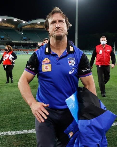 Luke Beveridge, Senior Coach of the Bulldogs celebrates during the 2021 AFL Second Preliminary Final match between the Port Adelaide Power and the...