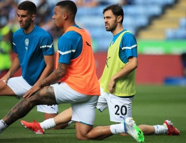 Manchester City's Portuguese midfielder Bernardo Silva warms up ahead of the English Premier League football match between Leicester City and...