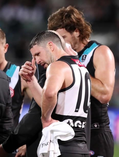 Travis Boak of the Power at quarter time during the 2021 AFL Second Preliminary Final match between the Port Adelaide Power and the Western Bulldogs...