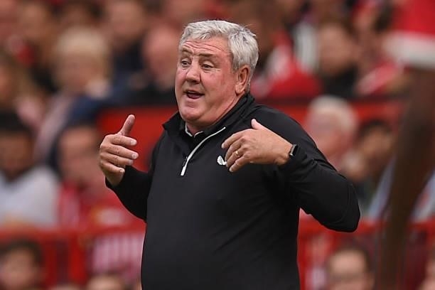 Newcastle United's English head coach Steve Bruce gestures on the touchline during the English Premier League football match between Manchester...