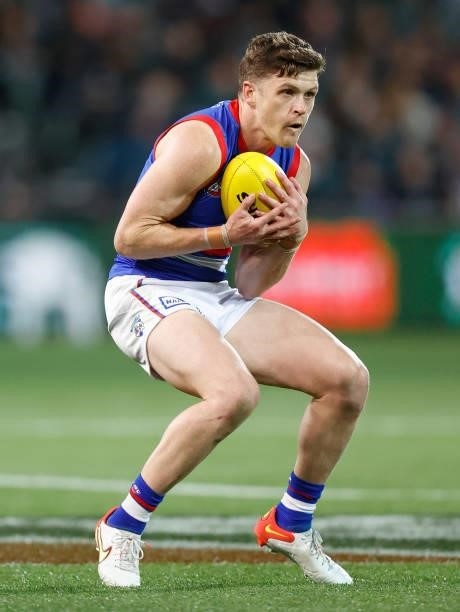 Taylor Duryea of the Bulldogs marks the ball during the 2021 AFL Second Preliminary Final match between the Port Adelaide Power and the Western...