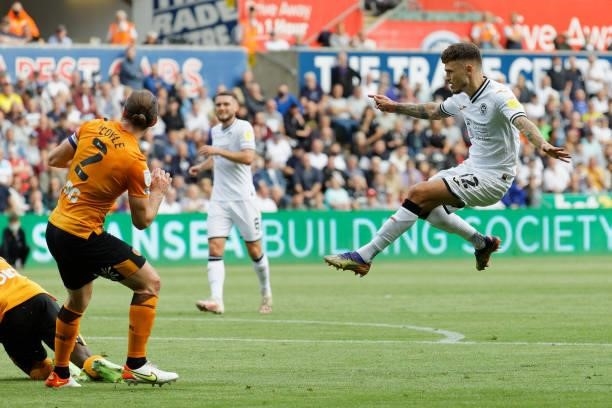 Jamie Paterson of Swansea City takes a shot off target during the Sky Bet Championship match between Swansea City and Hull City at the Swansea.com...