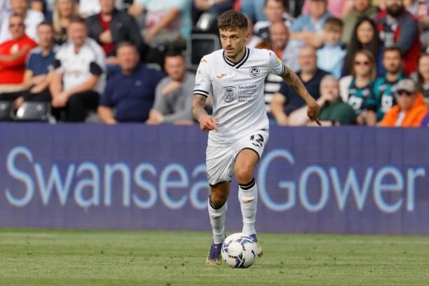 Jamie Paterson of Swansea City in action during the Sky Bet Championship match between Swansea City and Hull City at the Swansea.com Stadium on...