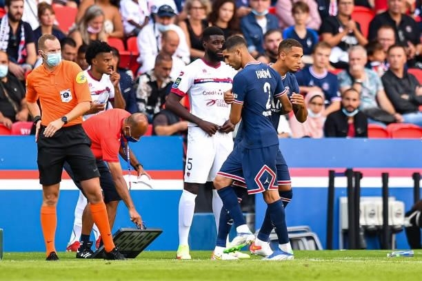 Achraf HAKIMI of Paris Saint Germain and Thilo KEHRER of Paris Saint Germain during the French Ligue 1 Uber Eats soccer match between Paris Saint...