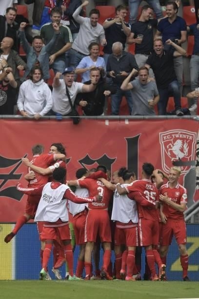 Twente celebrates the goal of Robin Propper of FC Twente during the Dutch Eredivisie match between FC Twente and FC Utrecht at Stadium De Grolsch...