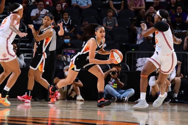 Skylar Diggins-Smith of the Phoenix Mercury handles the ball against the Connecticut Sun on September 11, 2021 at Footprint Center in Phoenix,...