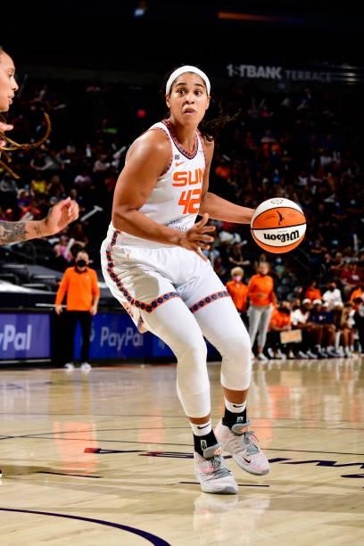 Brionna Jones of the Connecticut Sun handles the ball during the game against the Phoenix Mercury on September 11, 2021 at Footprint Center in...