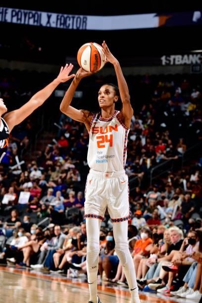DeWanna Bonner of the Connecticut Sun shoots the ball during the game against the Phoenix Mercury on September 11, 2021 at Footprint Center in...