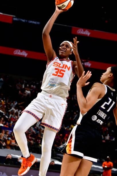 Jonquel Jones of the Connecticut Sun shoots the ball during the game against the Phoenix Mercury on September 11, 2021 at Footprint Center in...