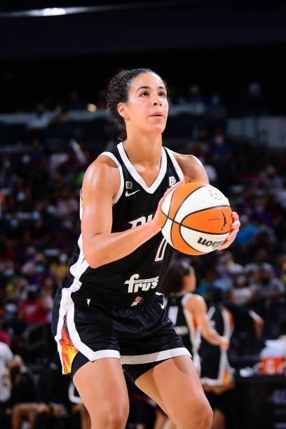 Kia Nurse of the Phoenix Mercury shoots the ball against the Connecticut Sun on September 11, 2021 at Footprint Center in Phoenix, Arizona. NOTE TO...