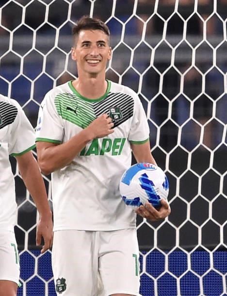 Filip Djuricic of US Sassuolo celebrates after scoring goal 1-1 during the Serie A match between AS Roma and US Sassuolo at Stadio Olimpico on...