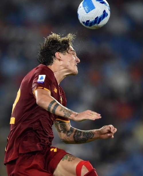 Nicolo' Zaniolo of AS Roma in action during the Serie A match between AS Roma and US Sassuolo at Stadio Olimpico on September 12, 2021 in Rome, Italy.
