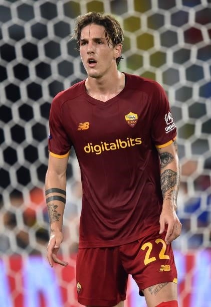 Nicolo' Zaniolo of AS Roma looks on during the Serie A match between AS Roma and US Sassuolo at Stadio Olimpico on September 12, 2021 in Rome, Italy.