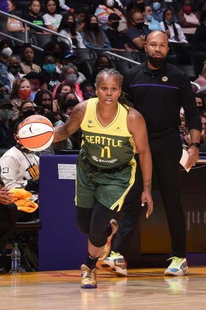 Epiphanny Prince of the Seattle Storm handles the ball against the Los Angeles Sparks on September 12, 2021 at Staples Center in Los Angeles,...