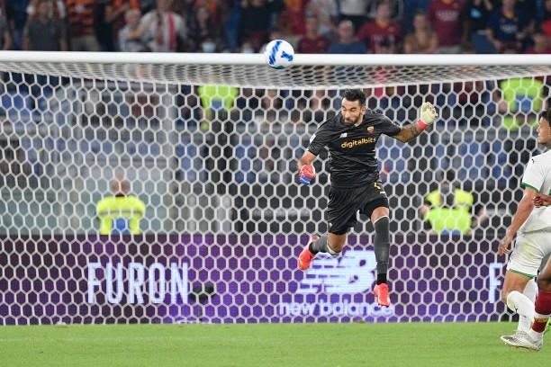 Rui Patricio of AS Roma in action during the Italian Football Championship League A 2021/2022 match between AS Roma vs US Sassuolo at the Olimpic...