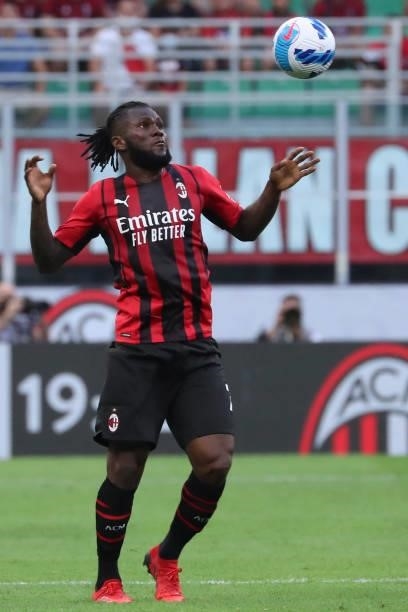 Franck Kessie' of AC Milan in action during the Serie A match between AC Milan and SS Lazio at Stadio Giuseppe Meazza on September 12, 2021 in Milan,...