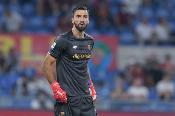Rui Patricio of AS Roma looks on during the Serie A match between AS Roma and Sassuolo Calcio at Stadio Olimpico, Rome, Italy on 12 September 2021.