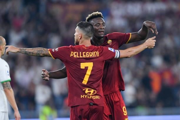 Tammy Abraham of AS Roma and Lorenzo Pellegrini of AS Roma celebrate the victory during the Serie A match between AS Roma and Sassuolo Calcio at...