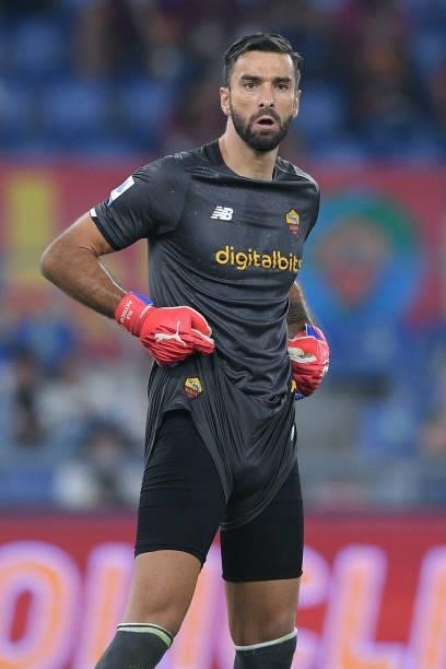 Rui Patricio of AS Roma gestures during the Serie A match between AS Roma and Sassuolo Calcio at Stadio Olimpico, Rome, Italy on 12 September 2021.