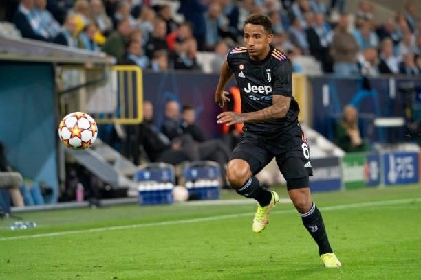 Danilo of Juventus FC controls the ball during the UEFA Champions League group H match between Malmo FF and Juventus at Malmo New Stadium on...