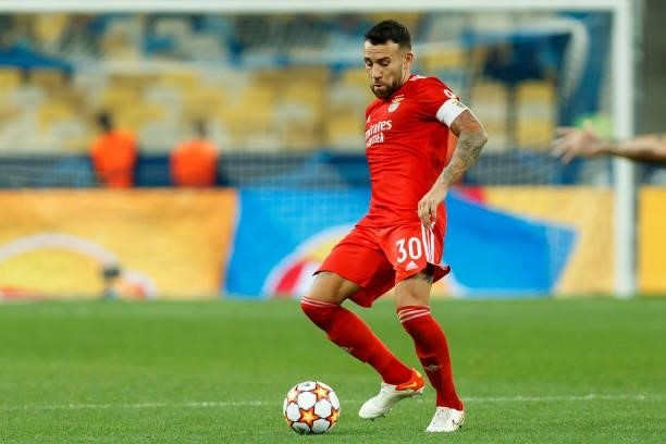 Nicolas Otamendi of SL Benefica controls the ball during the UEFA Champions League Group E match between Dinamo Kiev and SL Benfica at NSC...