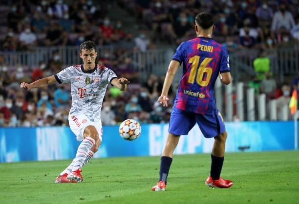 Benjamin Pavard during the match between FC Barcelona and FC Bayern Munich, corresponding to the week 1 of the group A of the UEFA Champions League,...