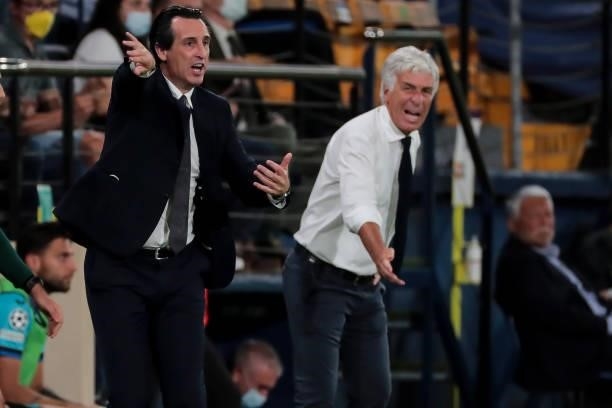 Villarreal's Head coach Unai Emery and Head coach of Atalanta Gian Piero Gasperini during UEFA Champions League match between Villarreal CF and...