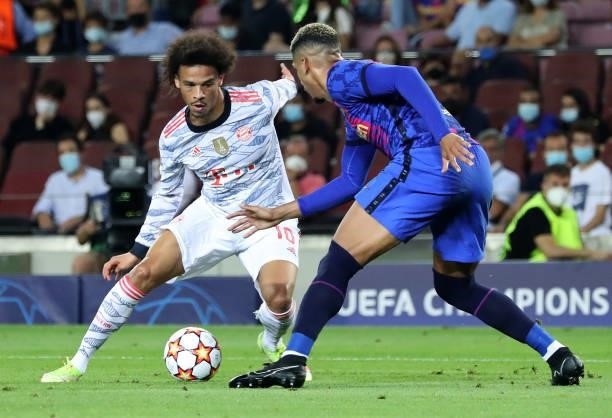 Leroy Sane and Ronald Araujo during the match between FC Barcelona and FC Bayern Munich, corresponding to the week 1 of the group A of the UEFA...