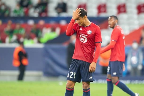 Benjamin Andre of Lille OSC looks dejected during the UEFA Champions League group G match between Lille OSC and VfL Wolfsburg at Stade Pierre-Mauroy...