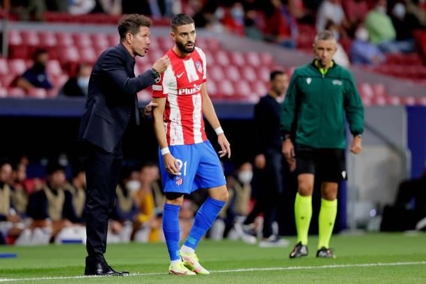 Coach Diego Pablo Simeone of Atletico Madrid, Yannick Carrasco of Atletico Madrid during the UEFA Champions League match between Atletico Madrid v FC...
