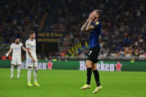 Inter Milan's Croatian midfielder Marcelo Brozovic reacts after missing a goal opportunity during the UEFA Champions League Group D football match...